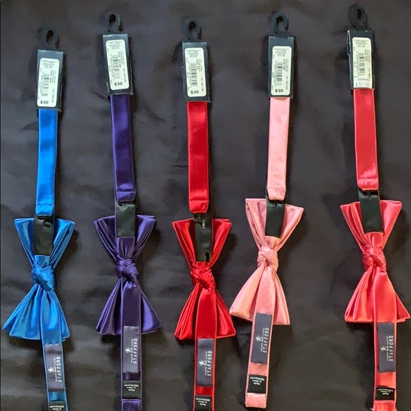 Bow ties - Picture 2 of 2